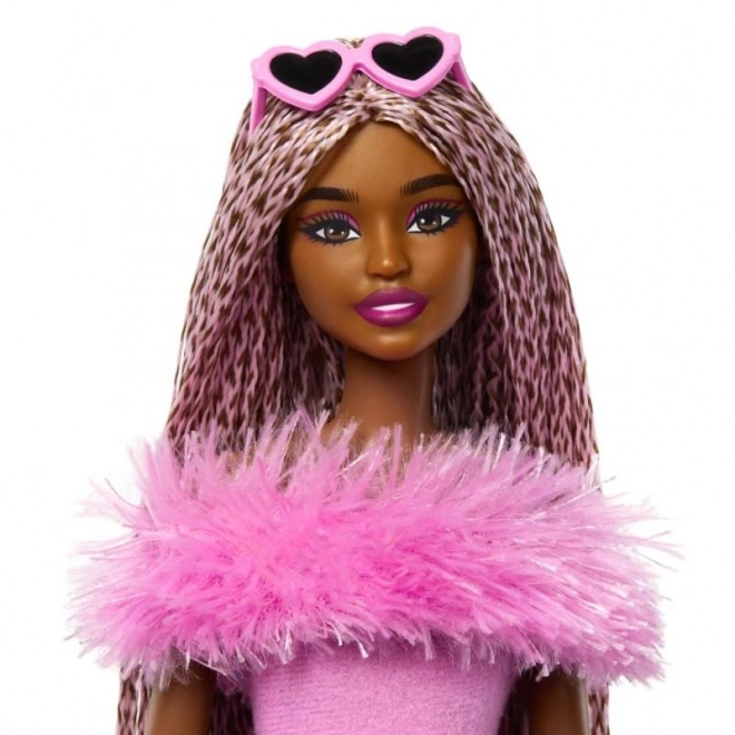 Barbie modelka v kalhotovém kostýmu