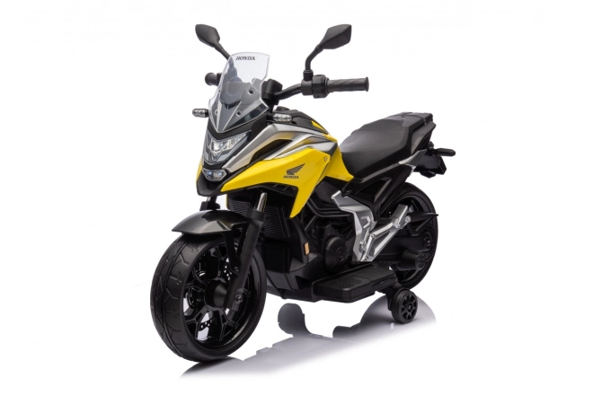 Motocykl Honda NC750X žlutý