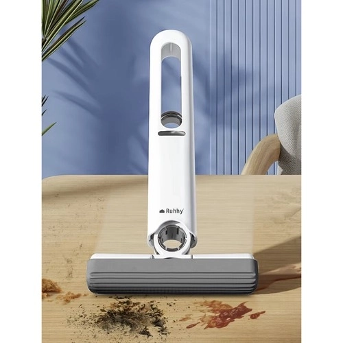 Kompaktní mini mop s náhradními čisticími hlavicemi