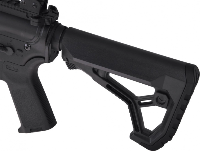 Pohodlná a nastavitelná pažba