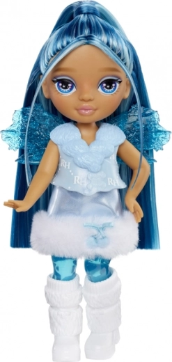 Dlouhé česatelné vlasy a zimní outfit