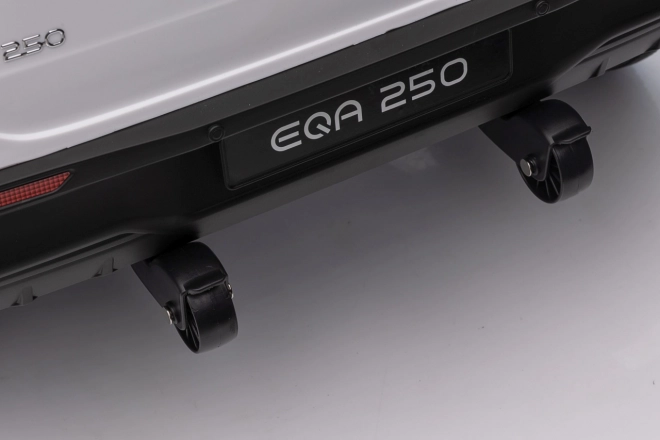Elektrické auto Mercedes Benz EQA 250 bílé