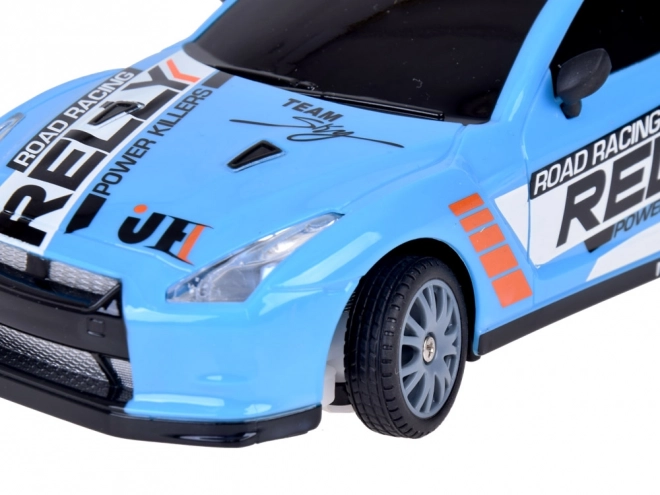 Závodní auto na dálkové ovládání pro drift