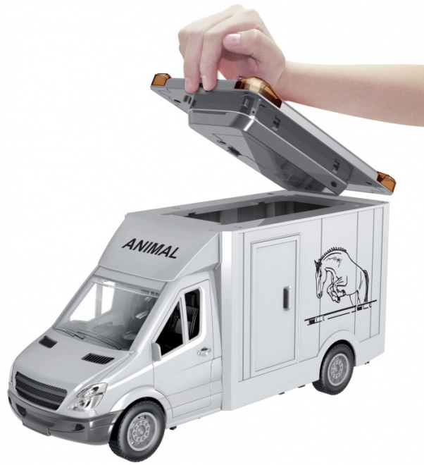 Transport koní na setrvačník