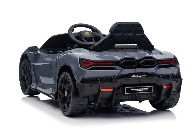 Auto lamborghini revuelto šedé