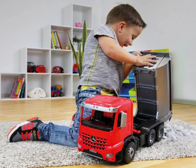Lena Mercedes Arocs sklápěč