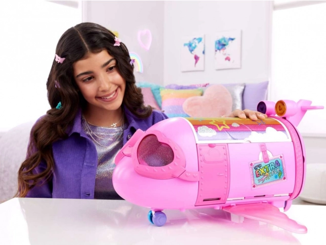 Růžový letoun Barbie Extra Fly Minis s loutkou pilotkou