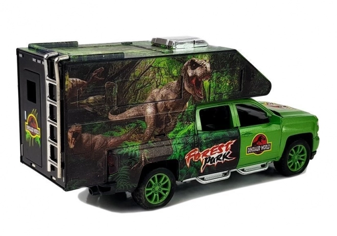 Kempingové auto s dinosauřími motivy