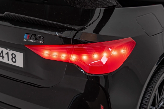 BMW M4 Vehicul Alb – Černé