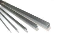 Čtvercový uhlíkový profil 4,0/4,0 x 1000 mm s kulatým otvorem &oslash;3,0 mm