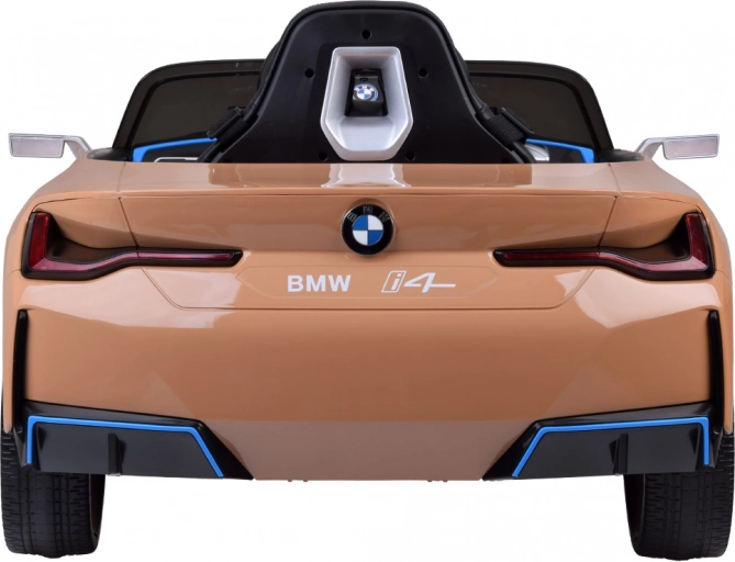 Realistický design BMW i4