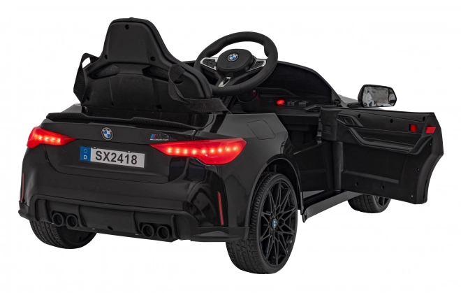 BMW M4 Vehicul Alb – Černé