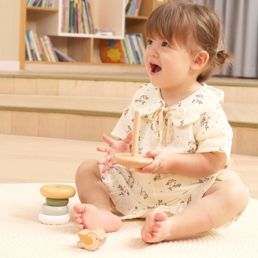 Bezpečné dřevěné provedení pro malé ručičky