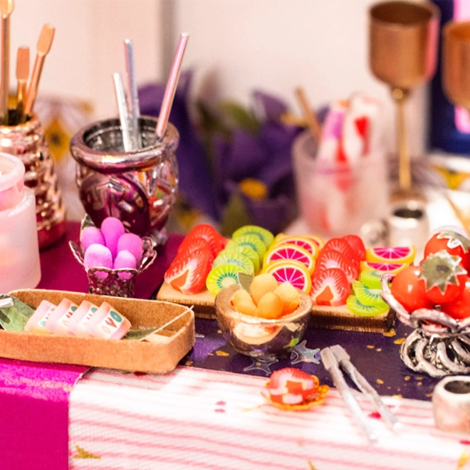 Miniatura domečku Party Jídelna od Rolife