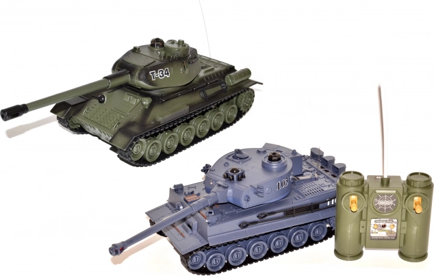 Historická RC tanková bitva 25 cm