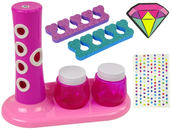 Bohatá paleta barev a motivů