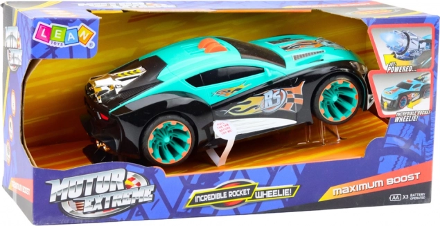 Závodní auto s raketou Světelné a zvukové efekty