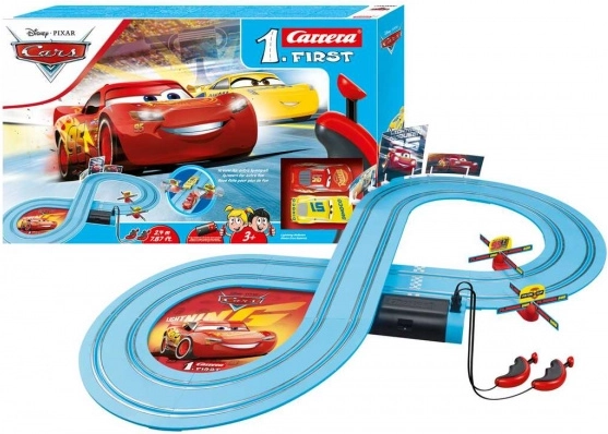 autodráha carrera first cars friends race 2,4 m