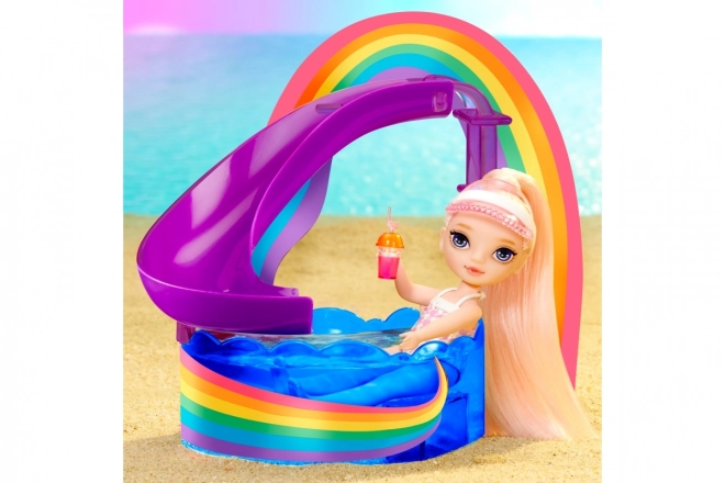 Rainbow High sada s bazénem a sestrou