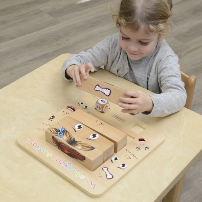 Desková hra Nauka emocí Montessori - dřevěná tabule