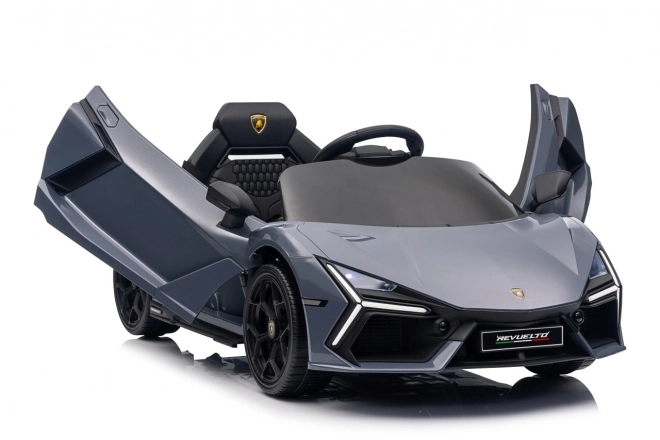 Auto lamborghini revuelto šedé