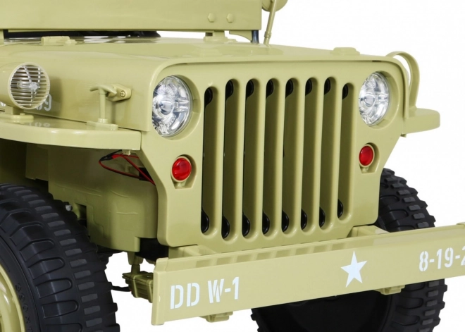 Retro vojenské auto pro děti s 4x4 pohonem, místem pro 3 a EVA kola