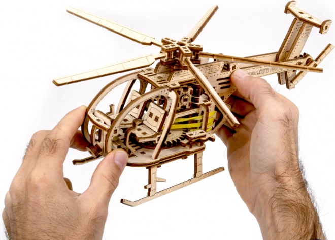 Dřevěné 3D puzzle vrtulník