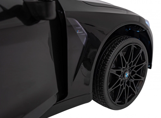 BMW M4 Vehicul Alb – Černé