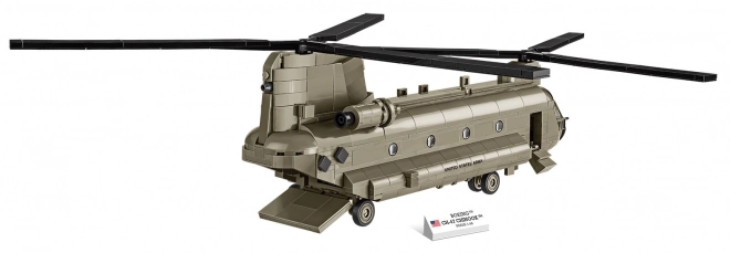 Model vrtulníku CH-47 Chinook 815 dílků