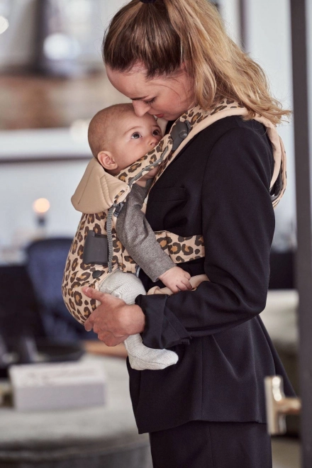 Dětské nosítko BABYBJORN ONE, Béžová/Leopardí – Leopardí
