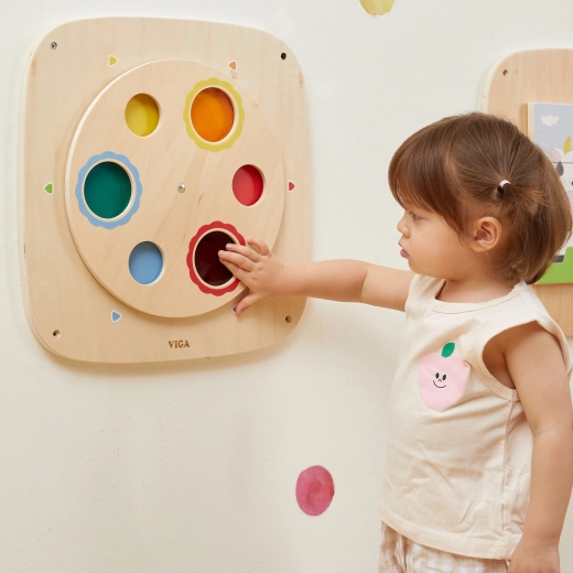 Bezpečná nástěnná konstrukce