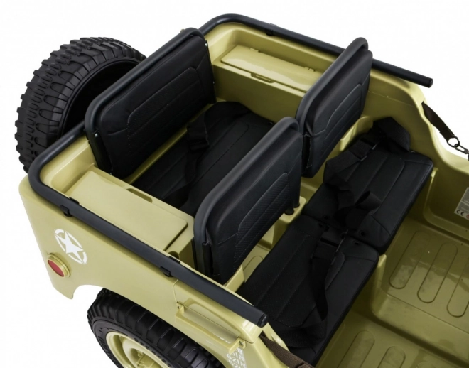 Retro vojenské auto pro děti s 4x4 pohonem, místem pro 3 a EVA kola