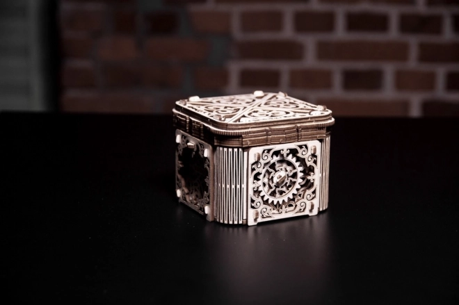 Dřevěný mechanický puzzle Tajemná schránka