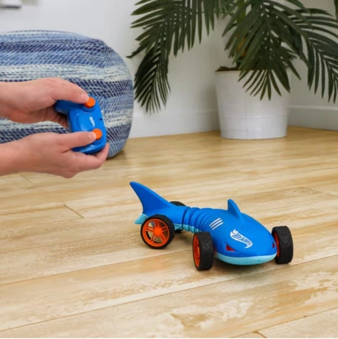 Zábavné RC auto Shark Speeder