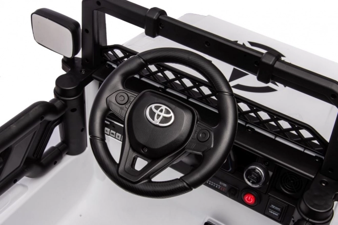 Toyota FJ White 4x4 Baterie Auto