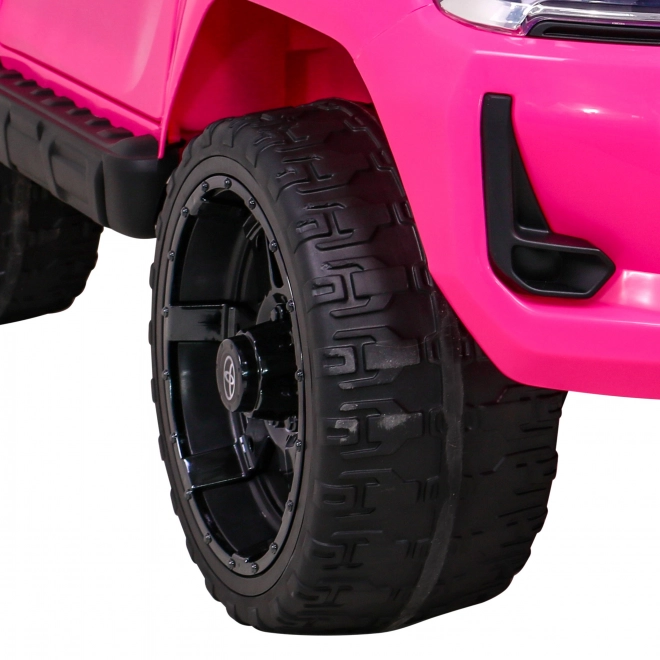 Toyota Hilux na baterie pro děti Růžová + pohon 4x4 + dálkové ovládání + 2 místa k sezení + rádio MP3 + LED