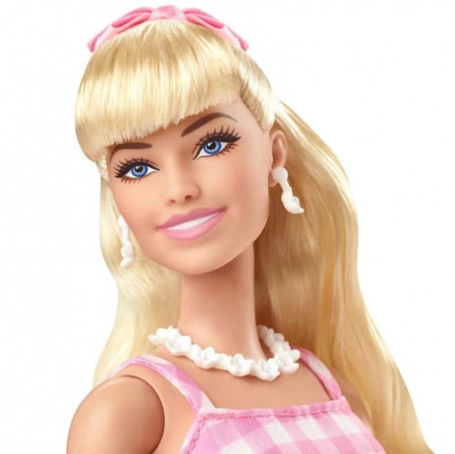 Filmová panenka Barbie Margot Robbie jako Barbie v růžových šatech