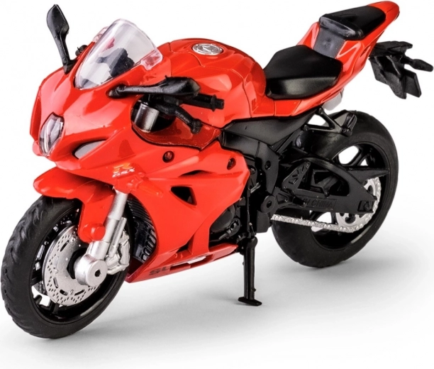 Kovové díly a gumové pneumatiky