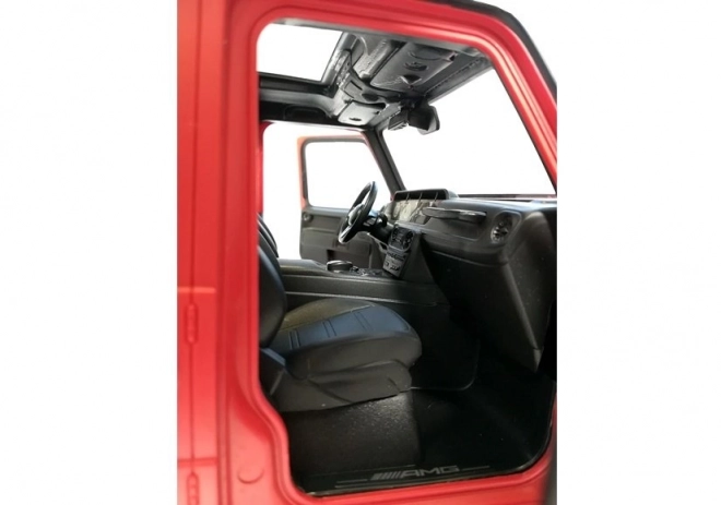 Dálkově ovládaný Mercedes G63 Rastar R/C – červený