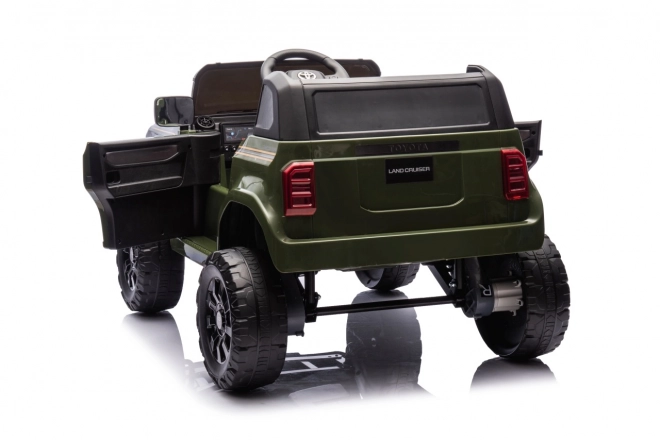 Elektrický vůz Toyota Land Cruiser Prado zelený