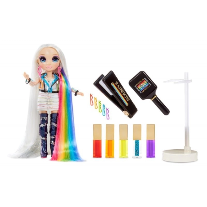 Třpytivý styling a bohaté příslušenství