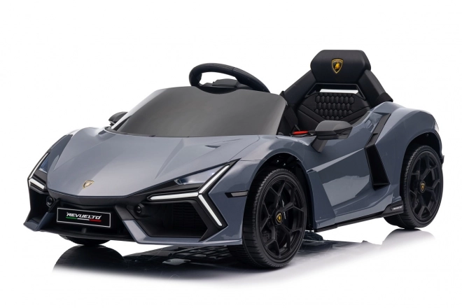 Auto lamborghini revuelto šedé