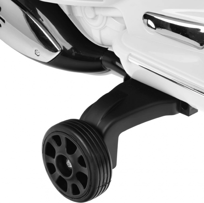 Elektrický skútr Vespa GTS Super pro děti – Bílá