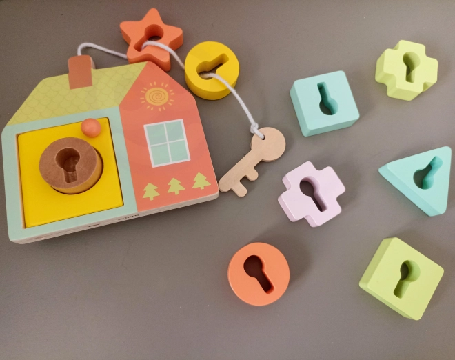 Classic World Montessori dřevěné navlékání klíče a dveře 11 ks