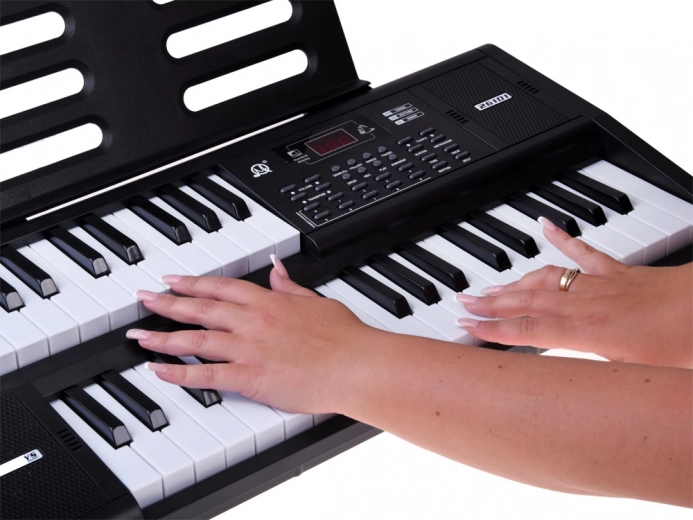 Hrajte dva nástroje najednou díky funkci SPLIT