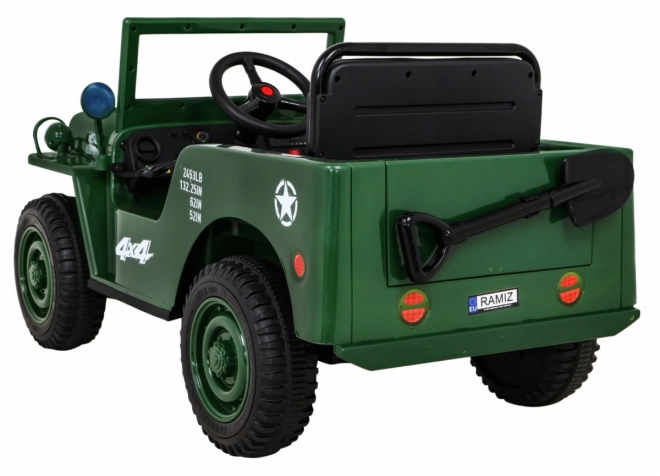 Retro vojenské auto pro děti zelené + pohon 4x4 + dálkové ovládání + 2 nosiče zavazadel + pomalý start + MP3 LED