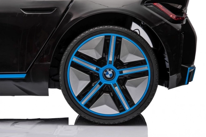 Elektrické autíčko BMW i4 4x4 černé