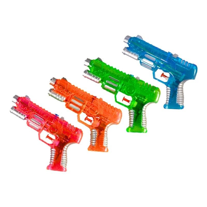 Vodní pistole pro letní zábavu