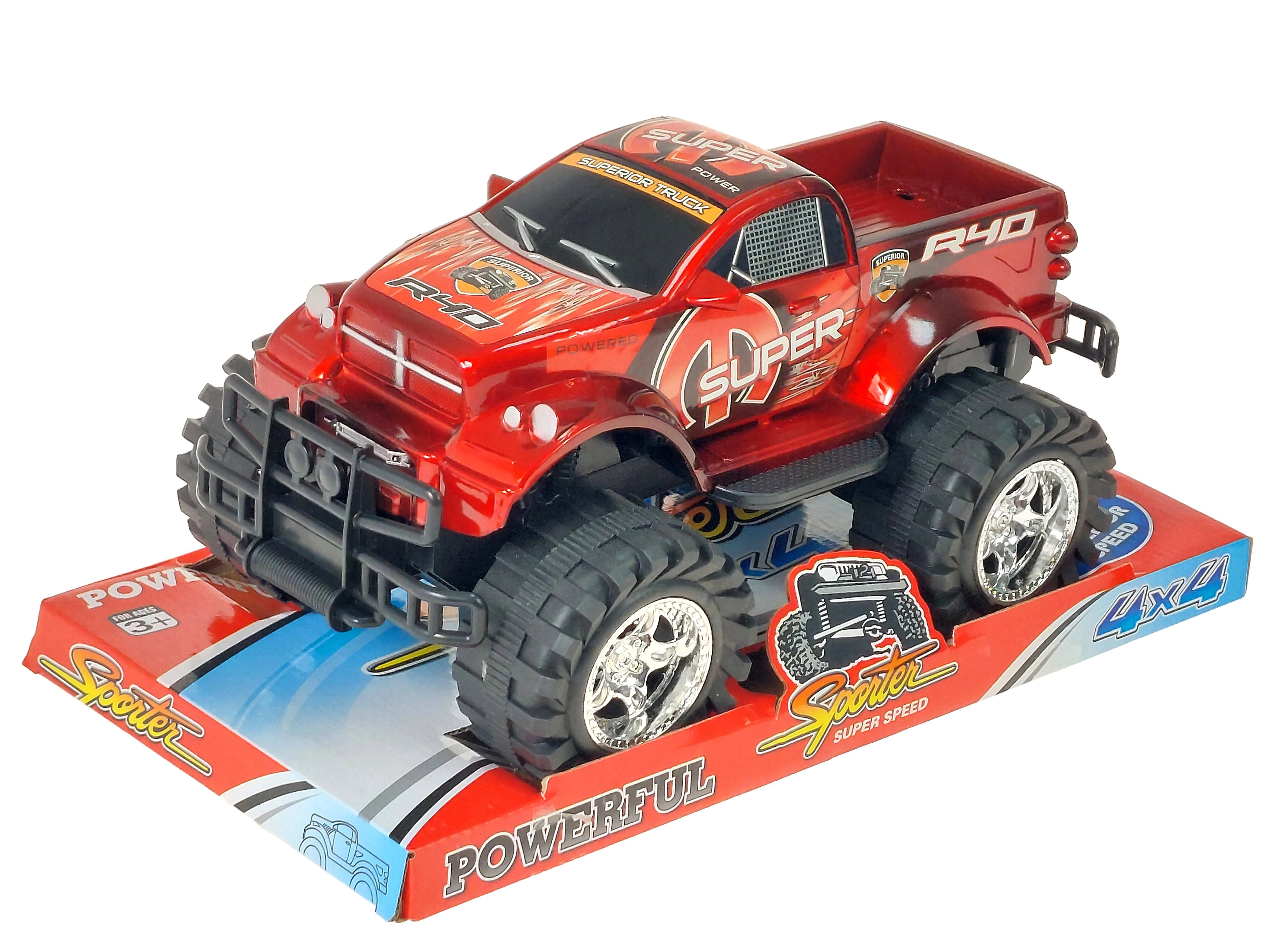 Terénní auto Jeep s pohonem 33 cm