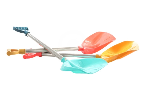 Lopata na písek s kovovou rukojetí 65 cm